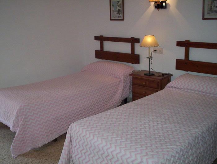 Apartamentos Eva Costa Brava Habitación foto