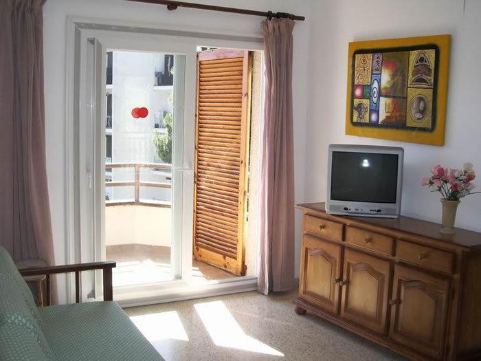 Apartamentos Eva Costa Brava Habitación foto